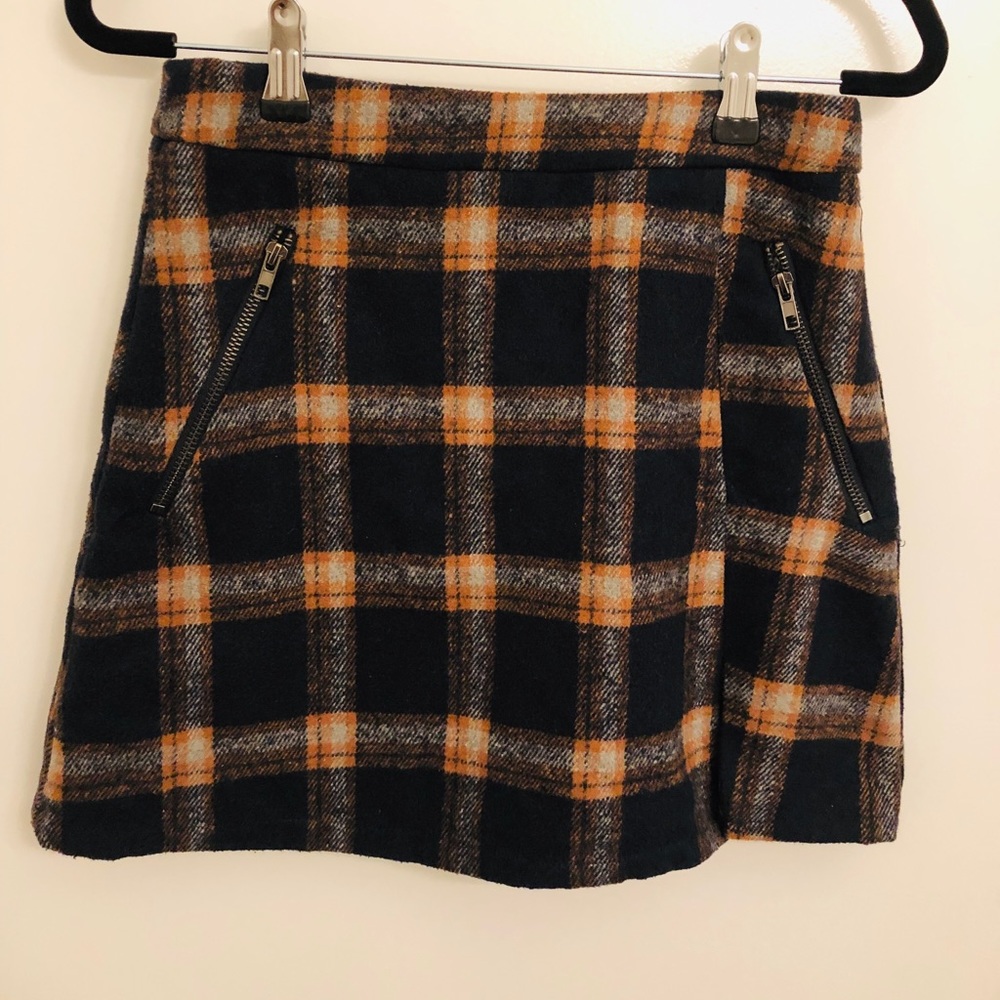 Clothes - Picture 2 of 2